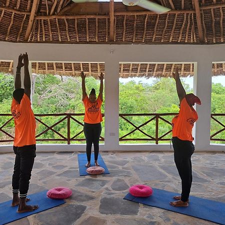 Diani Yoga Barn Bed and Breakfast Ukunda Εξωτερικό φωτογραφία