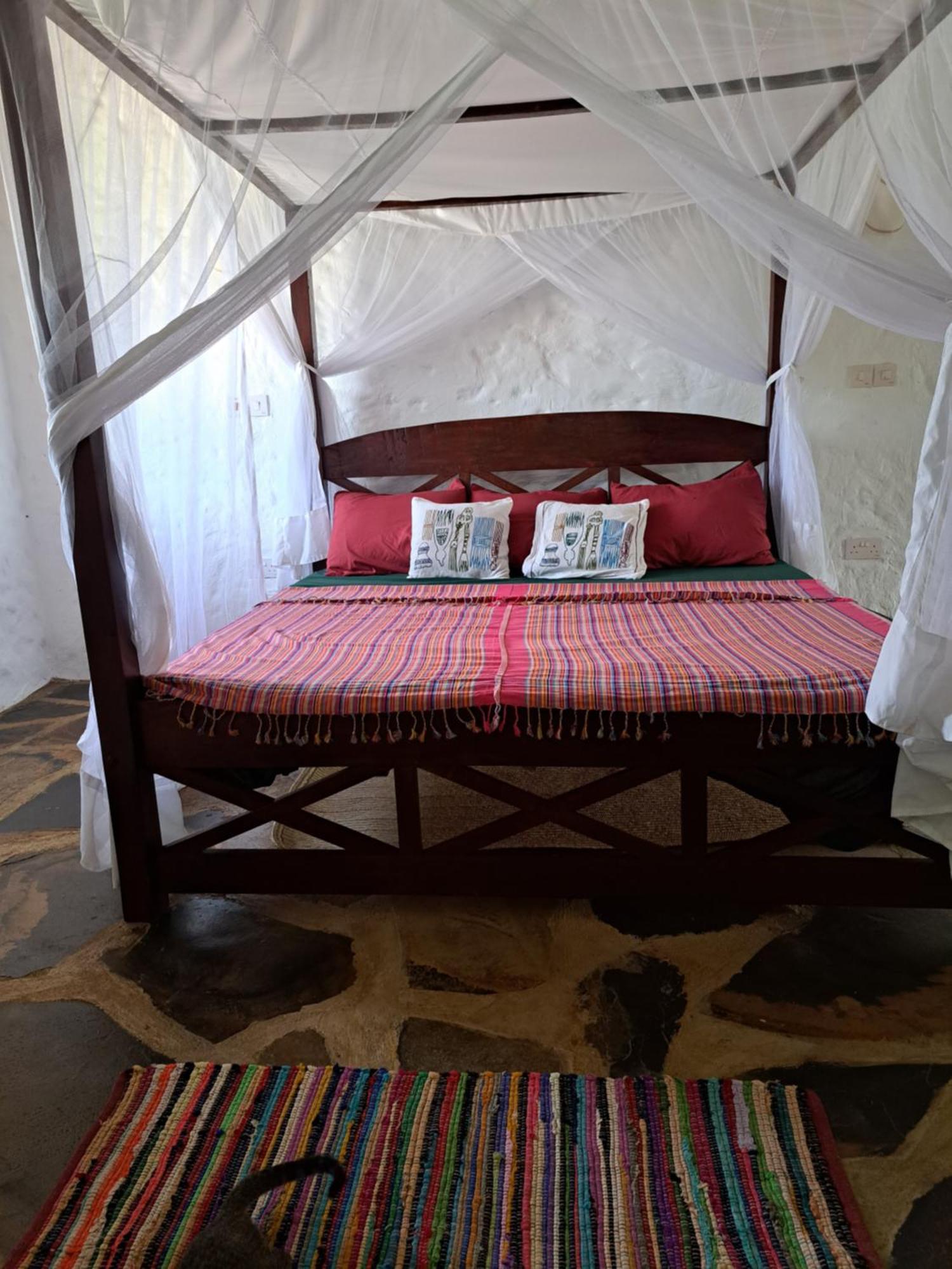 Diani Yoga Barn Bed and Breakfast Ukunda Δωμάτιο φωτογραφία