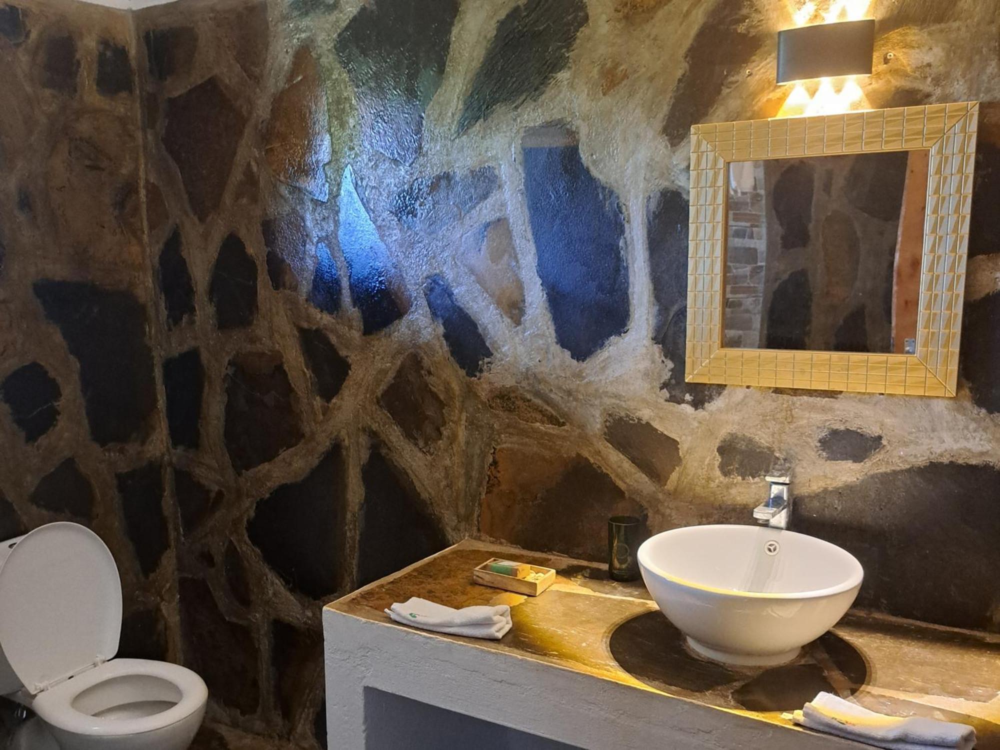 Diani Yoga Barn Bed and Breakfast Ukunda Δωμάτιο φωτογραφία
