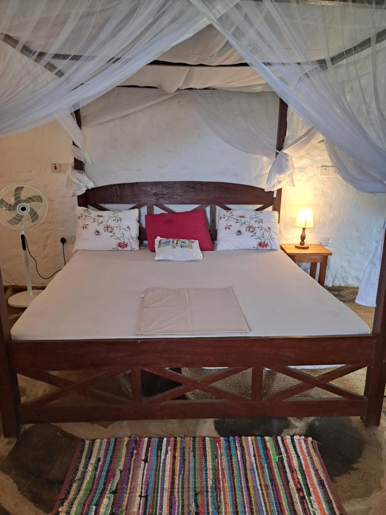 Diani Yoga Barn Bed and Breakfast Ukunda Εξωτερικό φωτογραφία